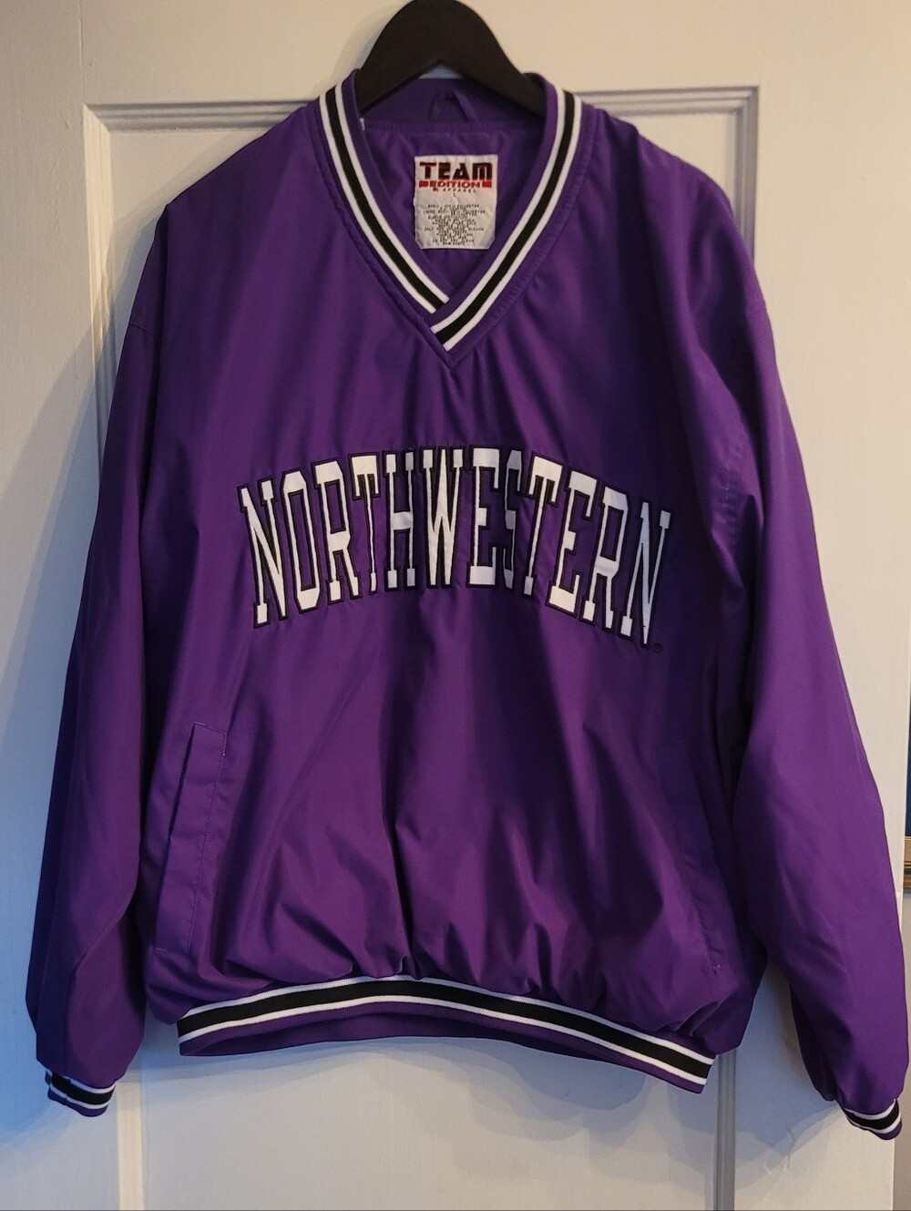 Vintage 90s Northwestern Wildcats purple windbreaker - Team Edition - Size Large